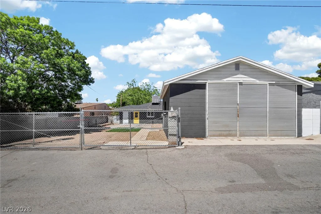 525 7th, Boulder City, NV 89005