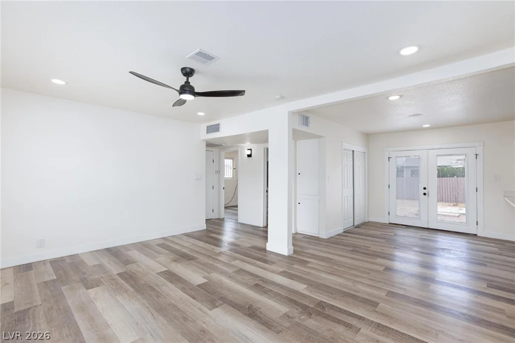 2312 Beverly, Las Vegas, NV 89104