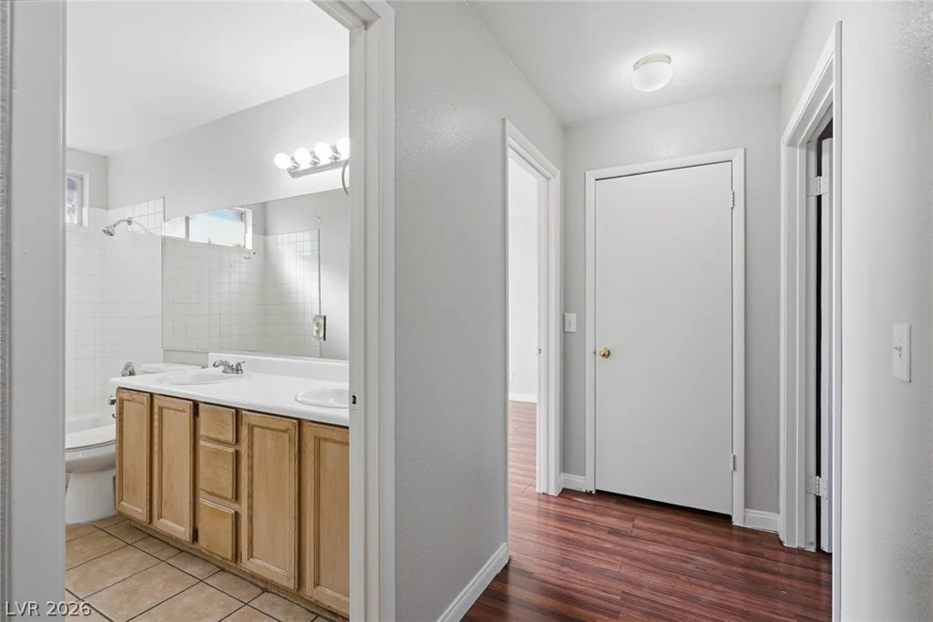 808 Majestic Rock, Las Vegas, NV 89128