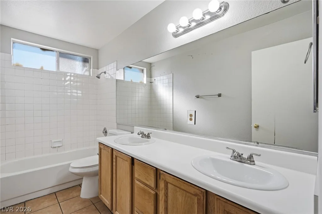 808 Majestic Rock, Las Vegas, NV 89128