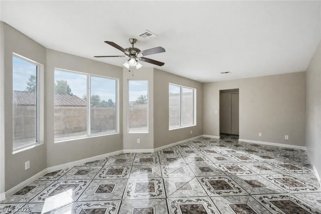 808 Majestic Rock, Las Vegas, NV 89128