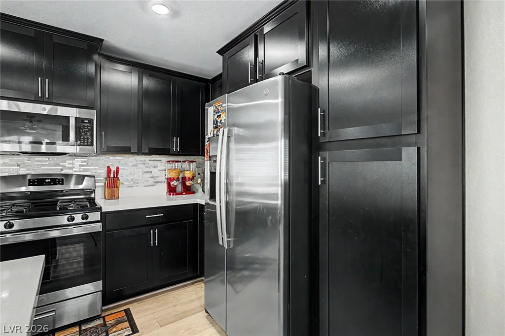 9601 Oliver Hills, Las Vegas, NV 89143