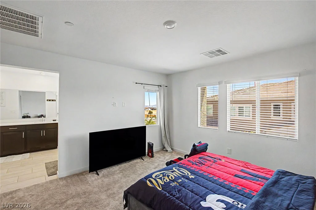 9601 Oliver Hills, Las Vegas, NV 89143