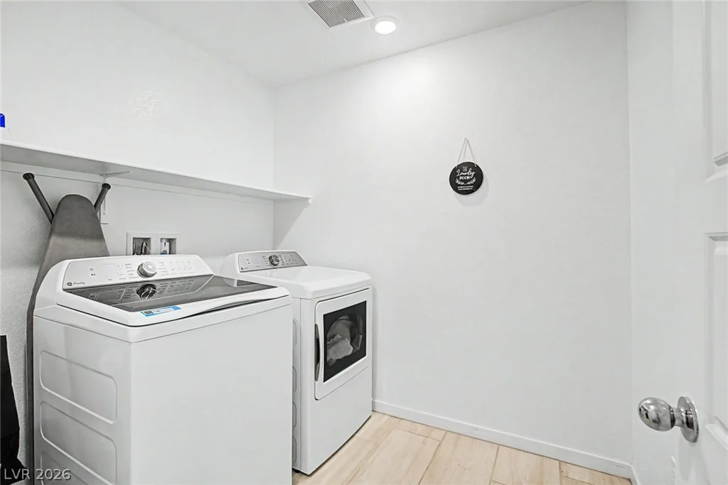 9601 Oliver Hills, Las Vegas, NV 89143
