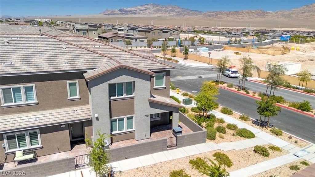 9601 Oliver Hills, Las Vegas, NV 89143