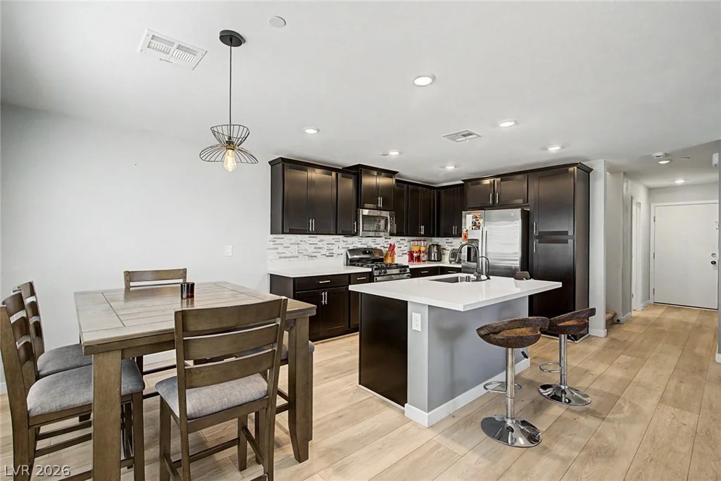 9601 Oliver Hills, Las Vegas, NV 89143