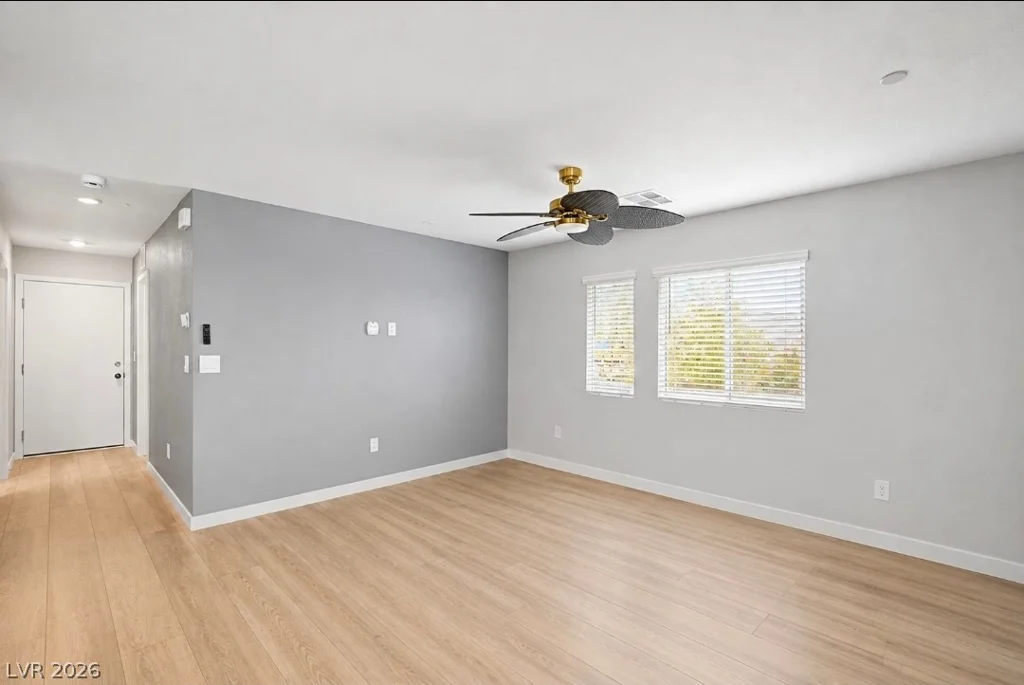 9601 Oliver Hills, Las Vegas, NV 89143