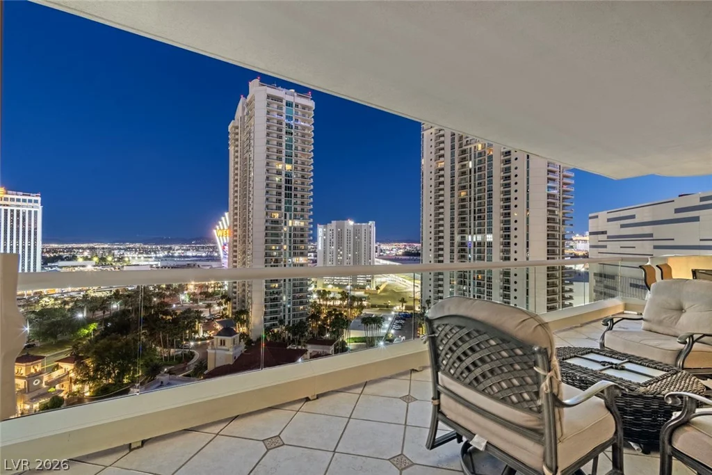 2747 Paradise, Las Vegas, NV 89109
