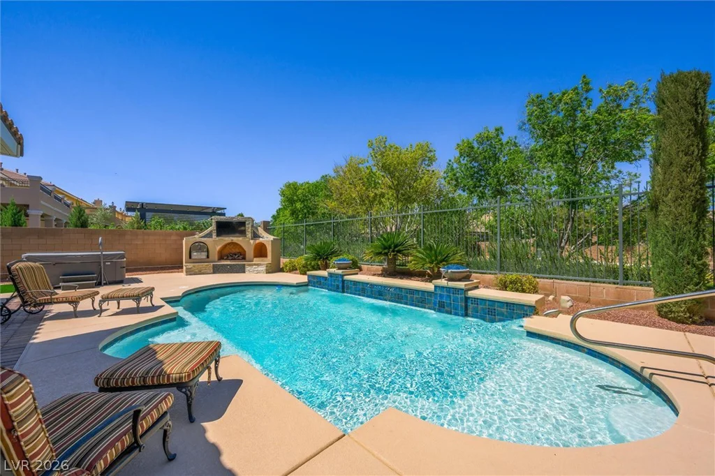 4474 Grey Spencer, Las Vegas, NV 89141