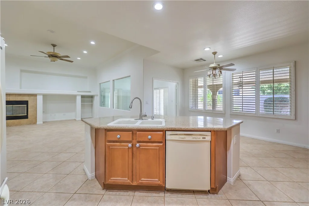 7858 Dancing Leaf, Las Vegas, NV 89131