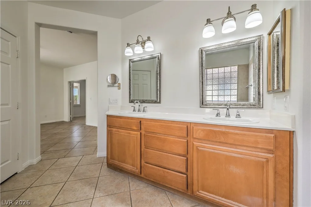 7858 Dancing Leaf, Las Vegas, NV 89131