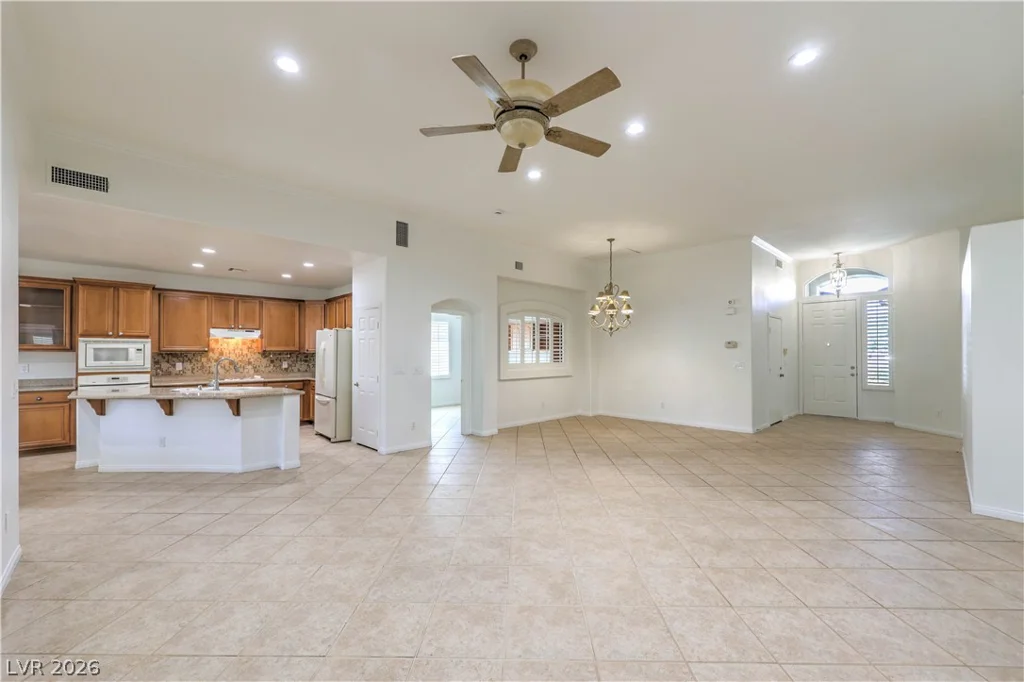 7858 Dancing Leaf, Las Vegas, NV 89131