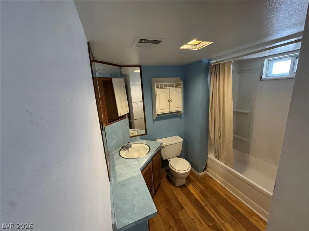 6124 Great Smoky, Las Vegas, NV 89156