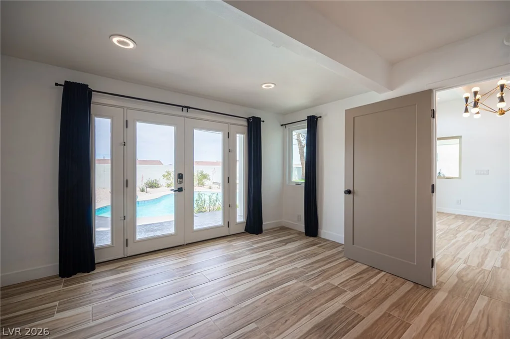 330 Country Club, Henderson, NV 89015