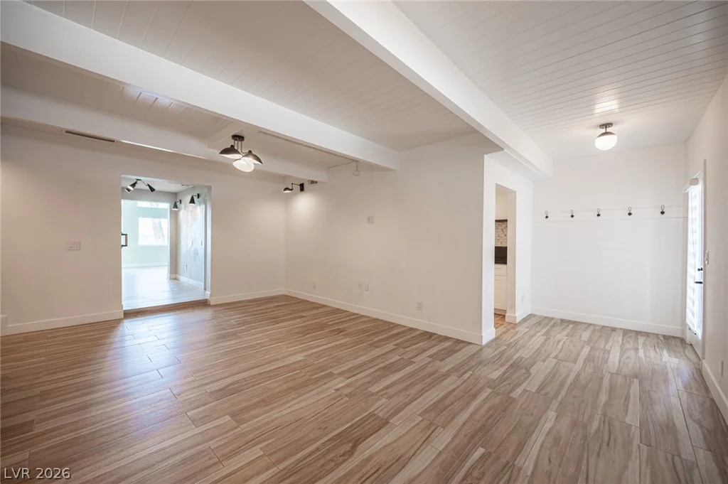 330 Country Club, Henderson, NV 89015