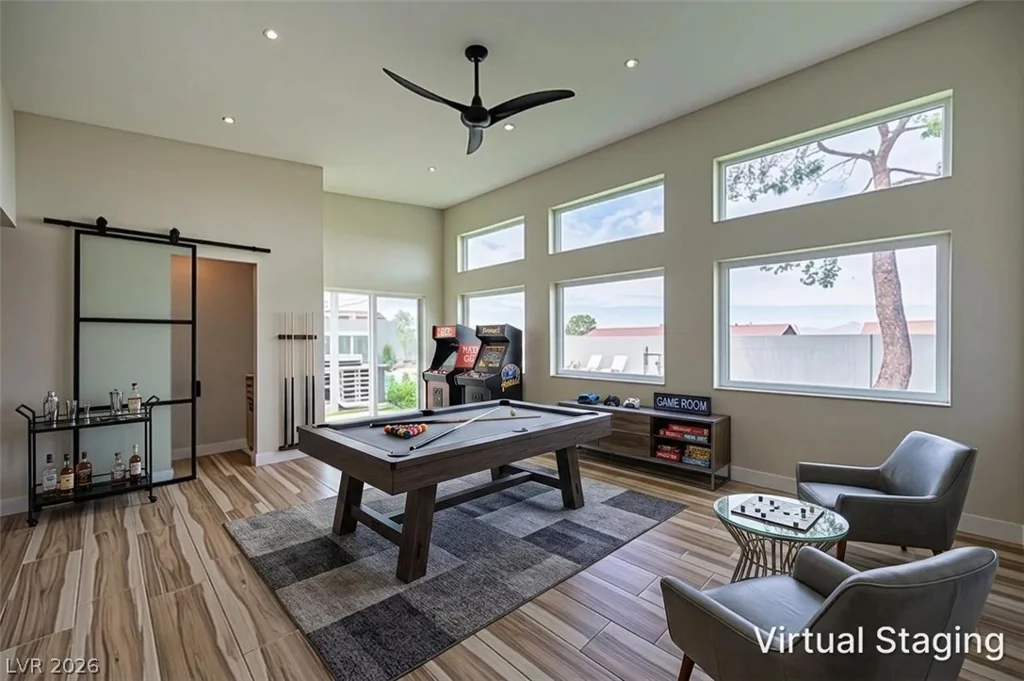 330 Country Club, Henderson, NV 89015