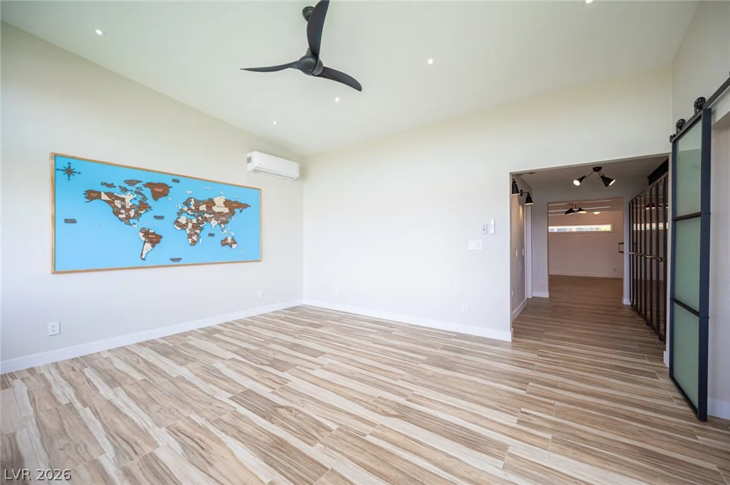 330 Country Club, Henderson, NV 89015