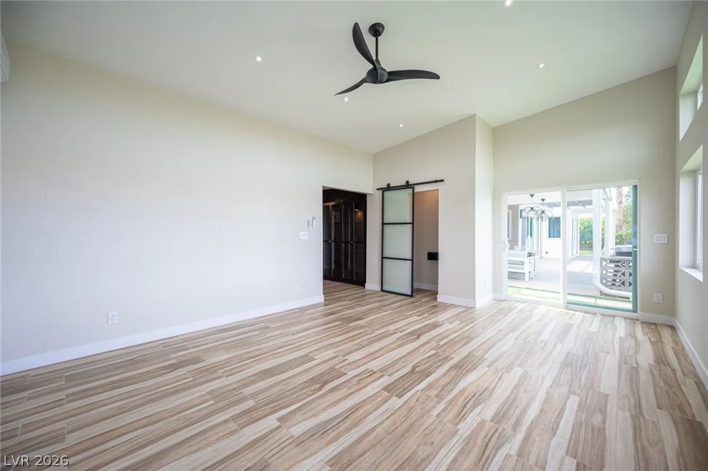 330 Country Club, Henderson, NV 89015