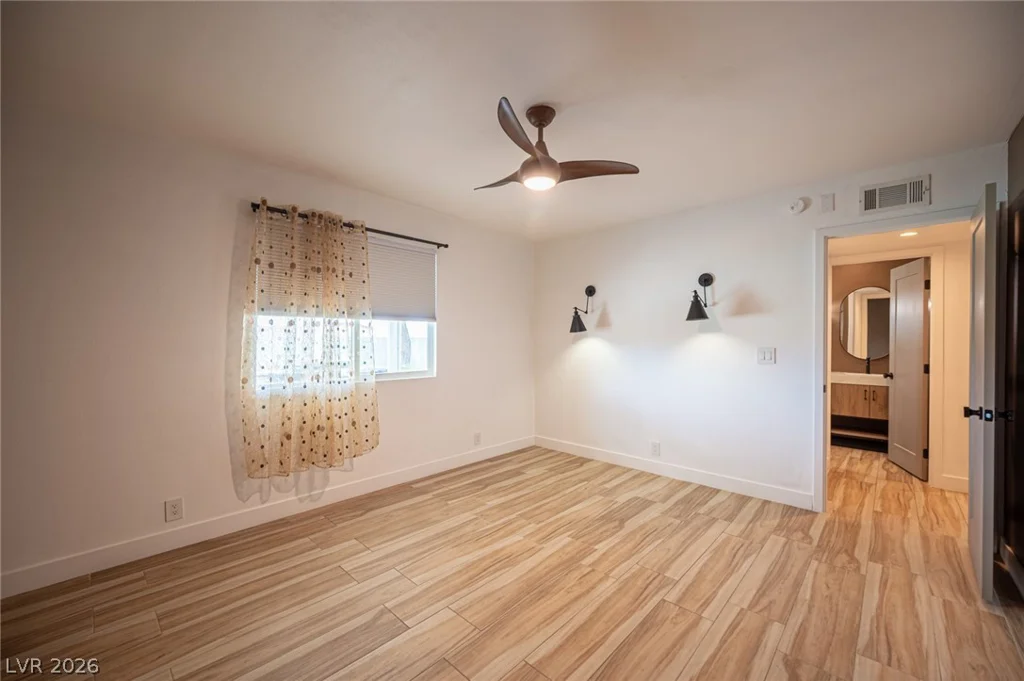 330 Country Club, Henderson, NV 89015