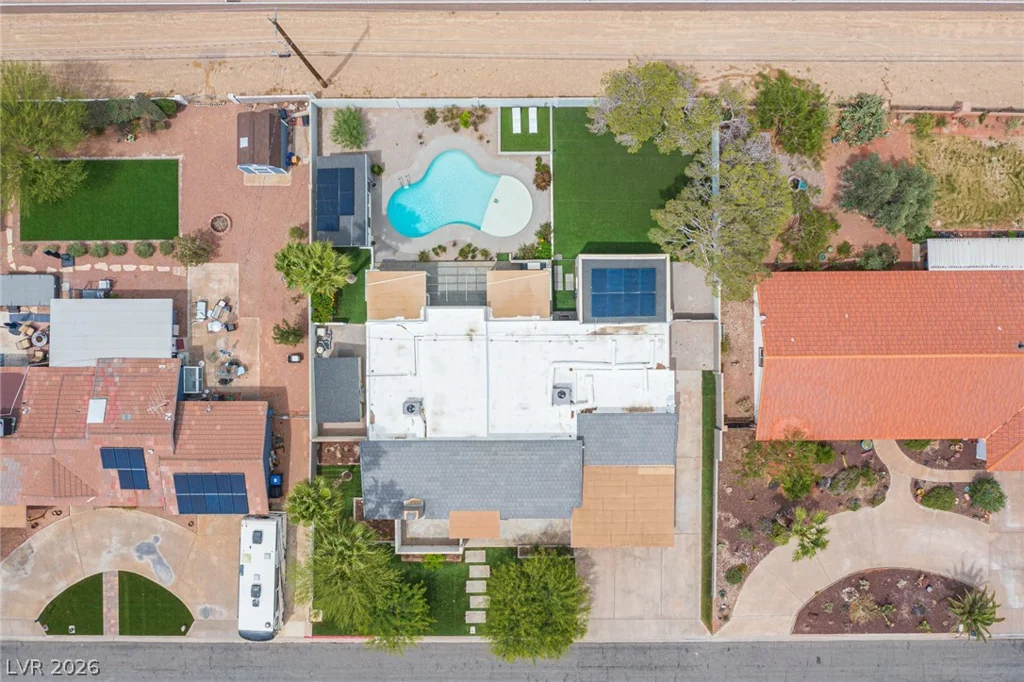 330 Country Club, Henderson, NV 89015