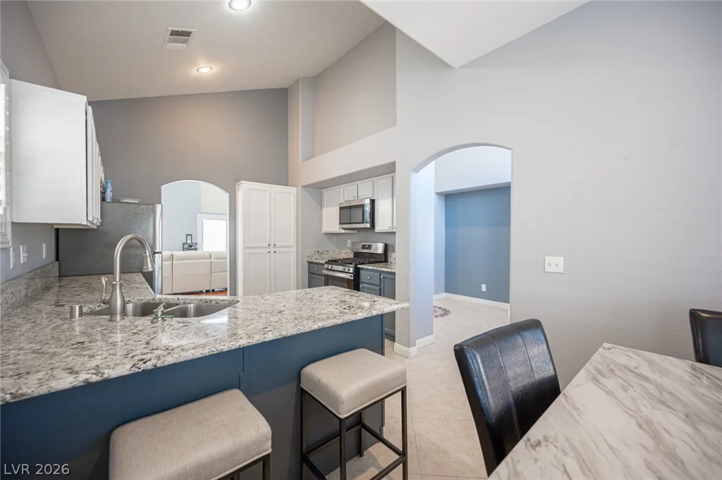 917 Scarlet Haze, Las Vegas, NV 89183
