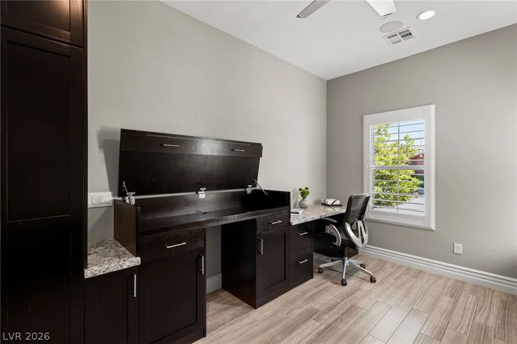 277 Lindura, Las Vegas, NV 89138