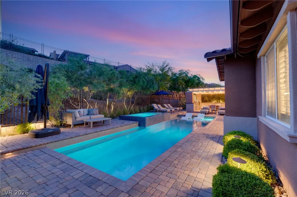277 Lindura, Las Vegas, NV 89138