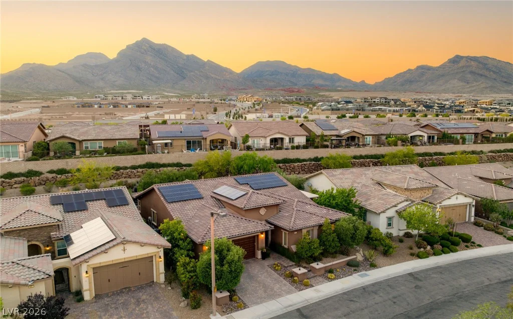 277 Lindura, Las Vegas, NV 89138