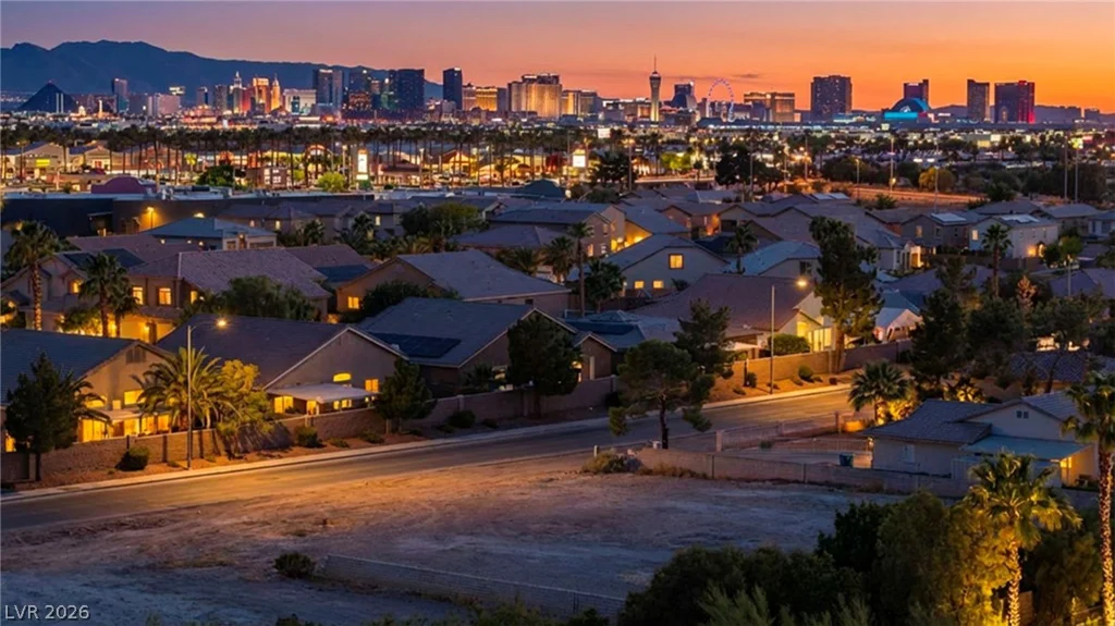 7460 Topaz, Las Vegas, NV 89120