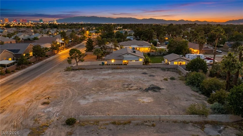 7460 Topaz, Las Vegas, NV 89120