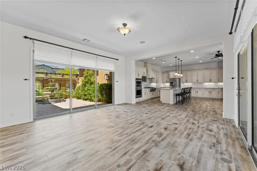 398 Pollino Peaks, Las Vegas, NV 89138