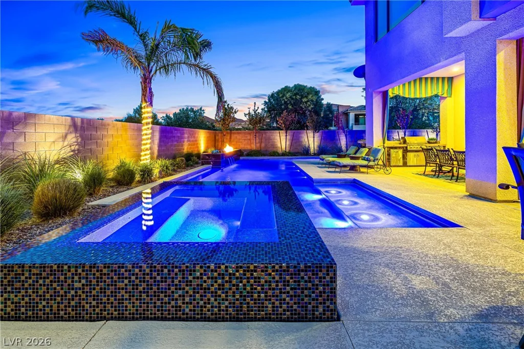 102 San Martino, Henderson, NV 89011