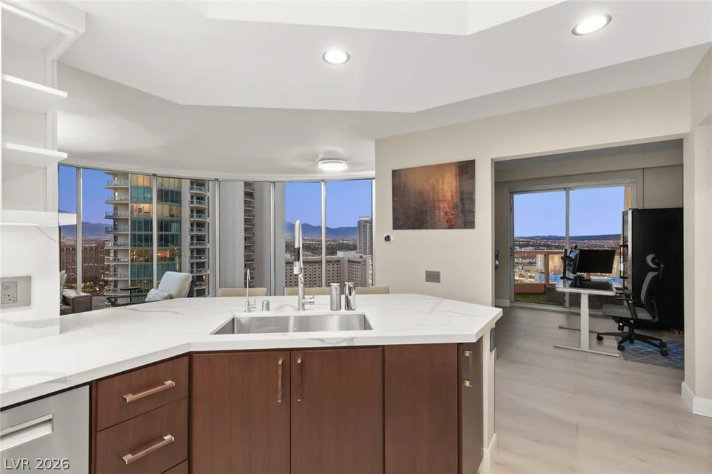 322 Karen, Las Vegas, NV 89109
