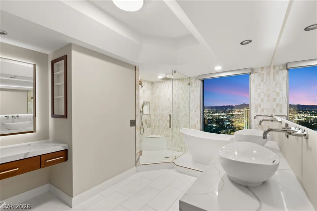 322 Karen, Las Vegas, NV 89109