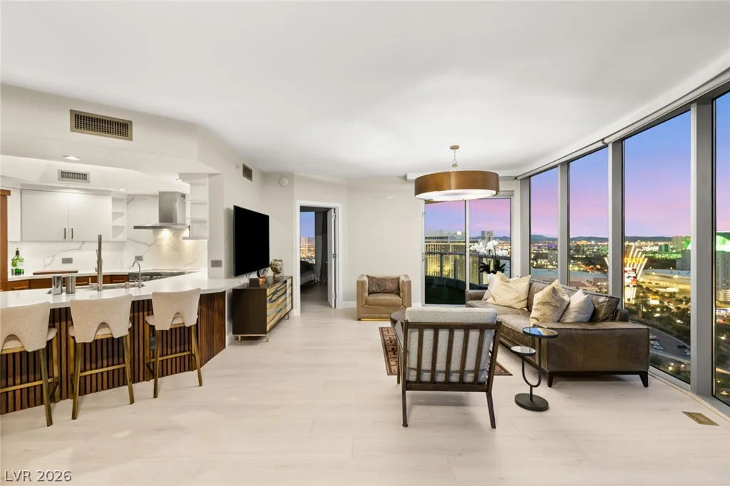 322 Karen, Las Vegas, NV 89109