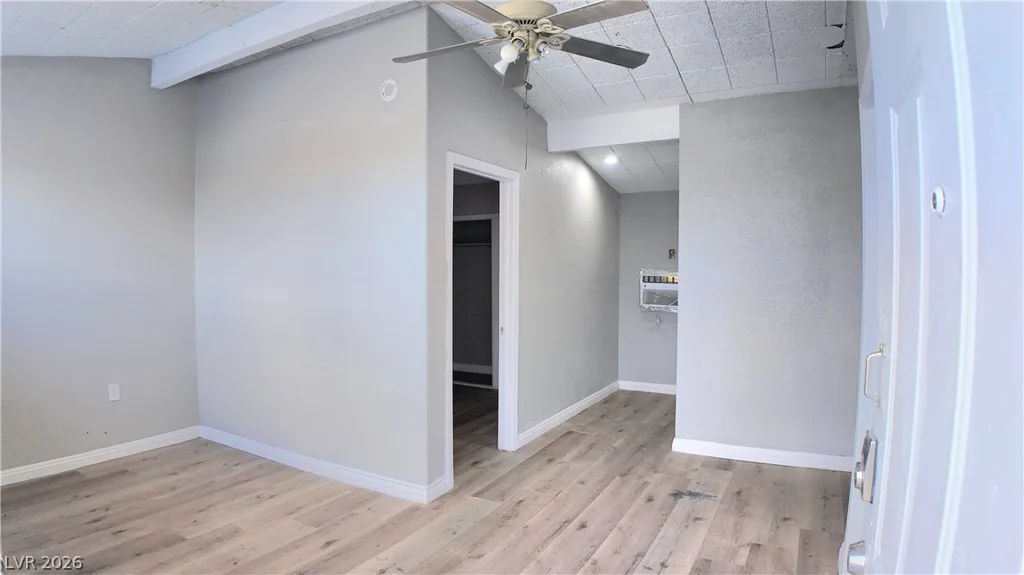 5463 Sir Monahan, Las Vegas, NV 89119