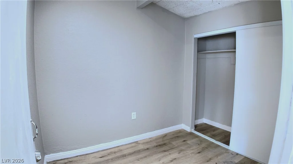 5463 Sir Monahan, Las Vegas, NV 89119