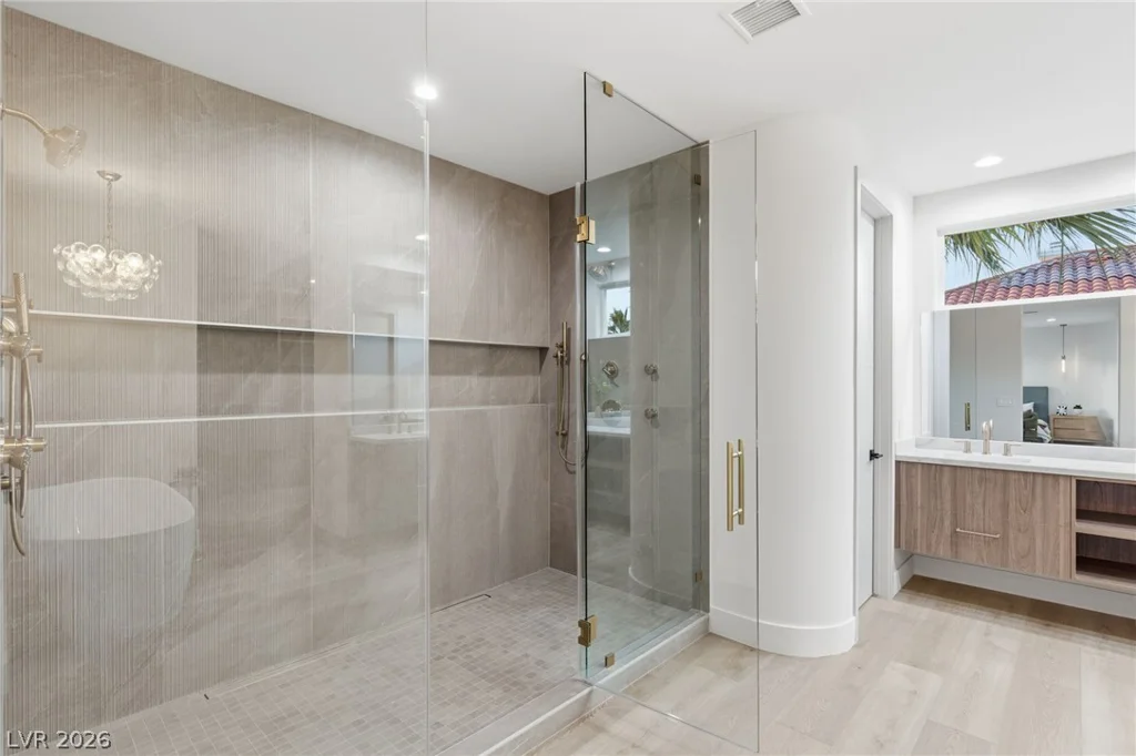 1905 Iron Ridge, Las Vegas, NV 89117