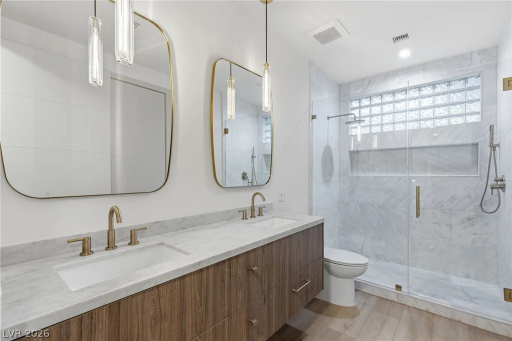 1905 Iron Ridge, Las Vegas, NV 89117