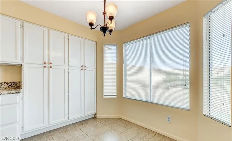 5320 Desert Blossom, Las Vegas, NV 89107