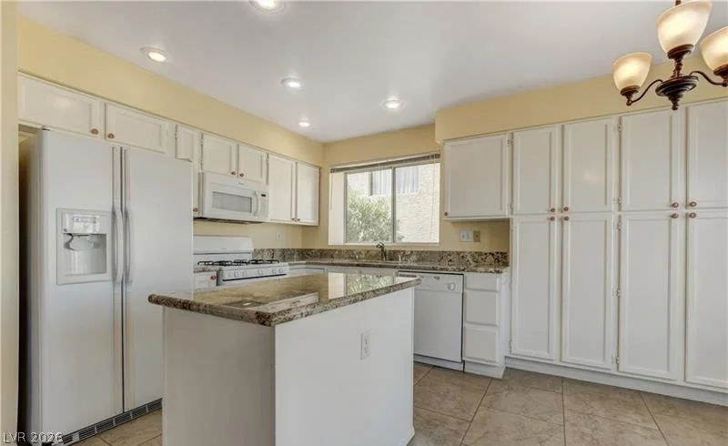 5320 Desert Blossom, Las Vegas, NV 89107