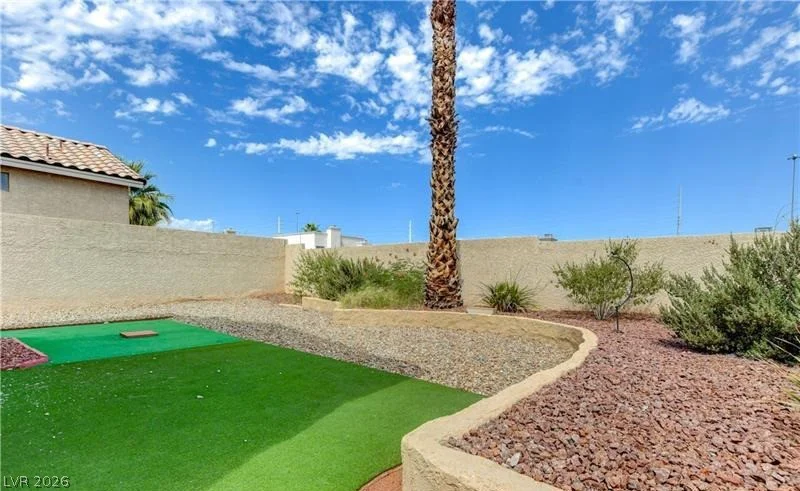 5320 Desert Blossom, Las Vegas, NV 89107
