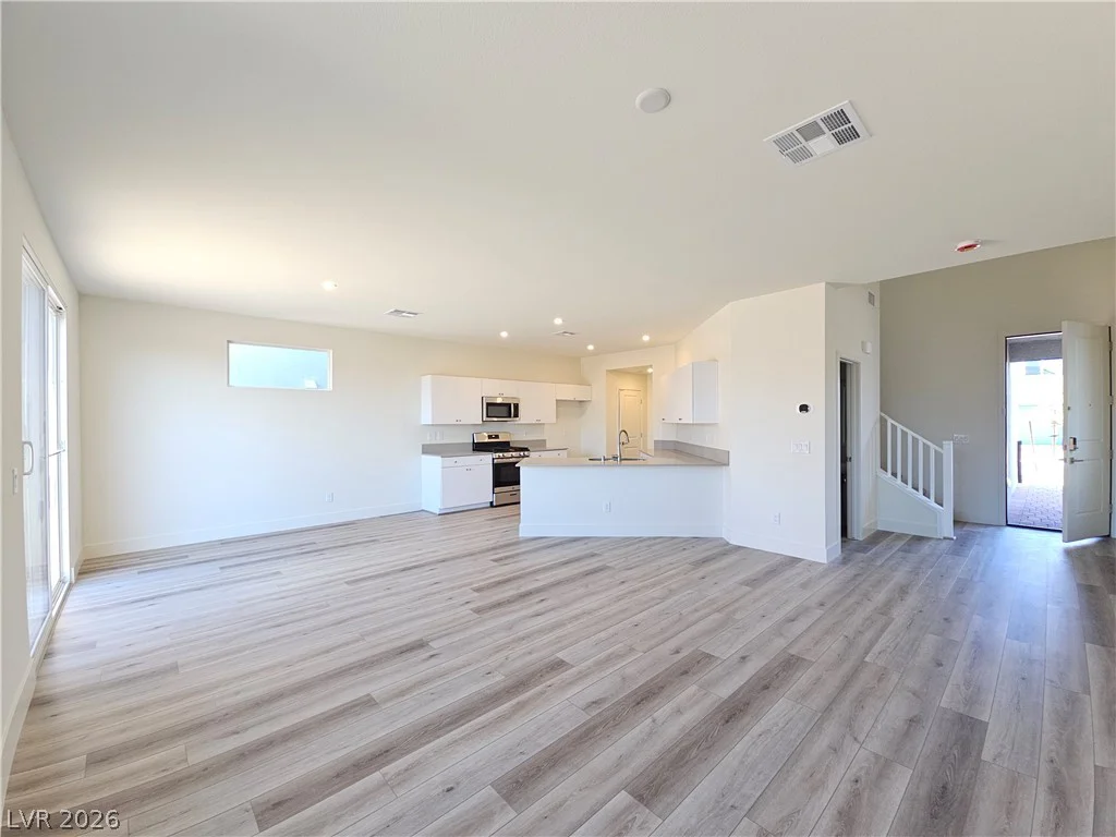 2467 Tom Collins, Las Vegas, NV 89121