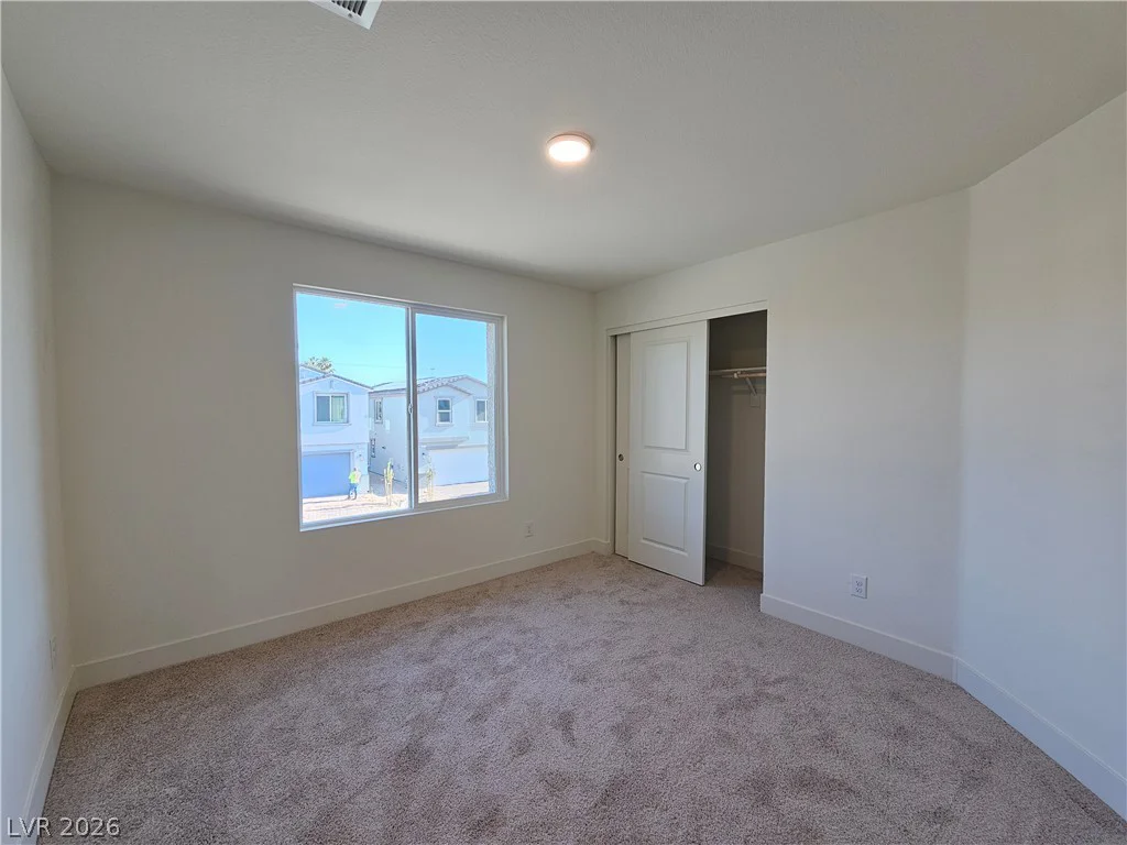 2467 Tom Collins, Las Vegas, NV 89121