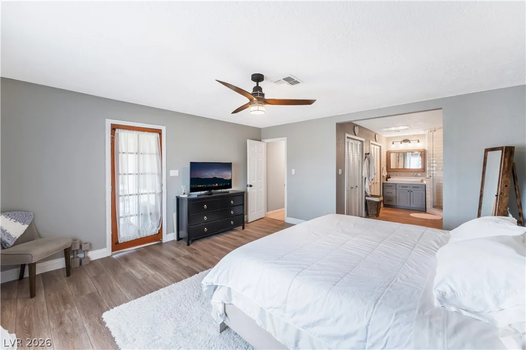 542 Radwick, Las Vegas, NV 89110