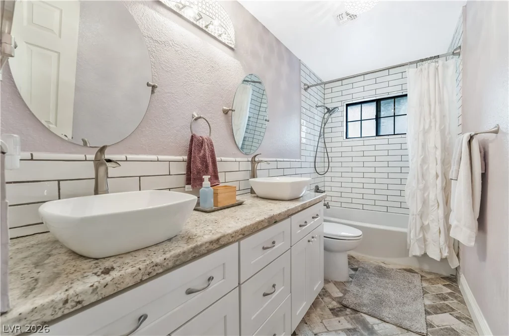 542 Radwick, Las Vegas, NV 89110