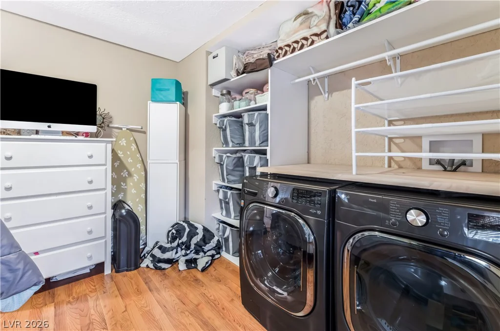 542 Radwick, Las Vegas, NV 89110