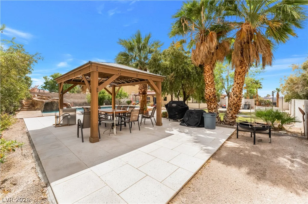542 Radwick, Las Vegas, NV 89110