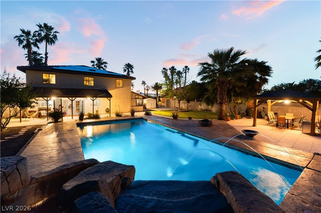 542 Radwick, Las Vegas, NV 89110