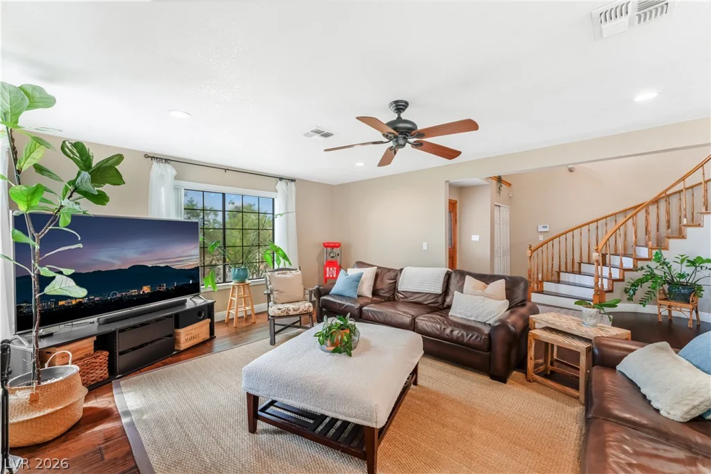 542 Radwick, Las Vegas, NV 89110